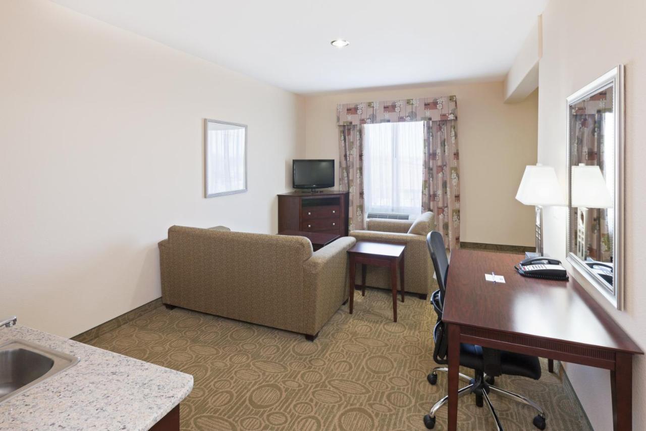 Holiday Inn Express & Suites Brownfield Eksteriør bilde