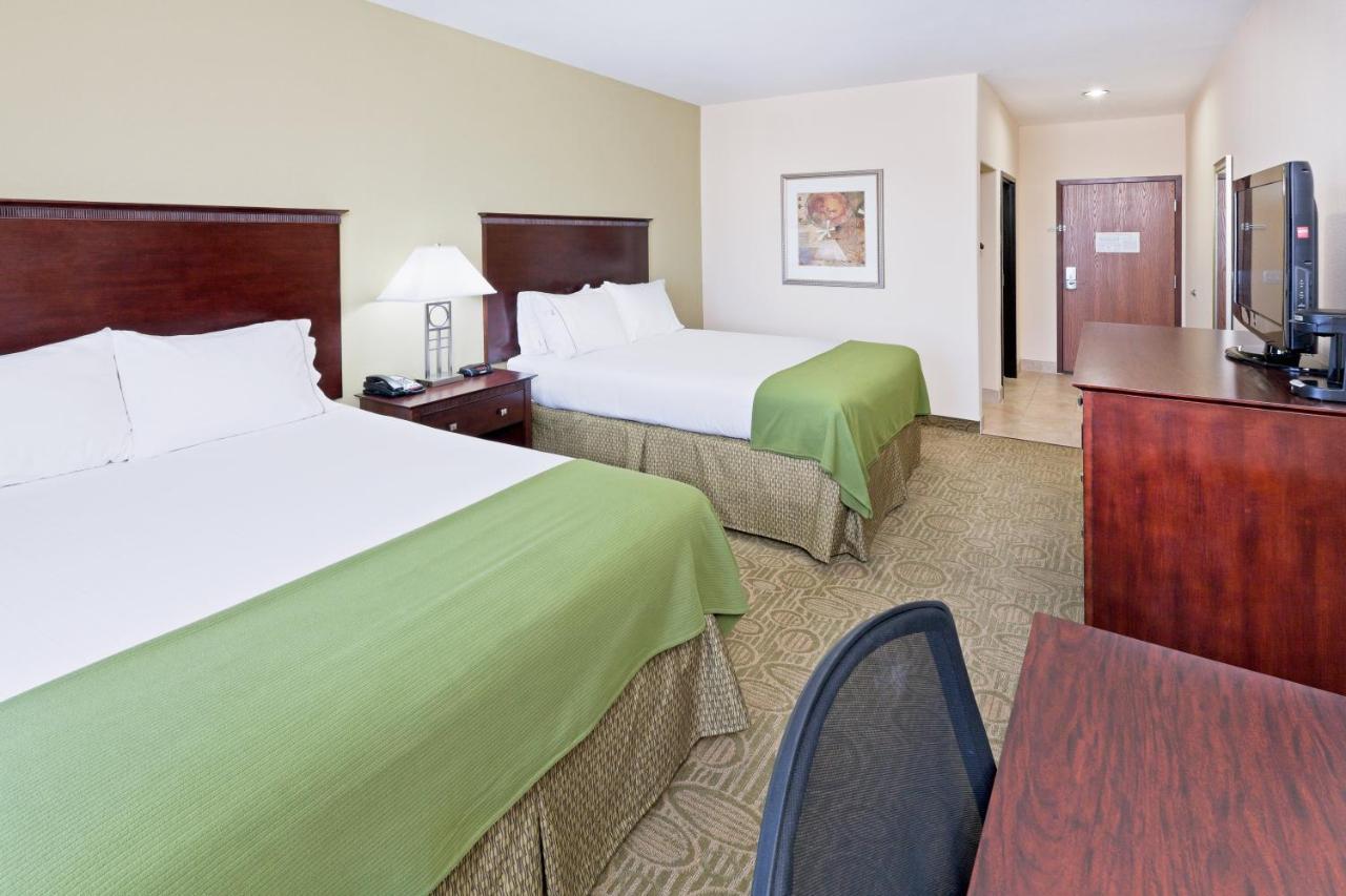Holiday Inn Express & Suites Brownfield Eksteriør bilde